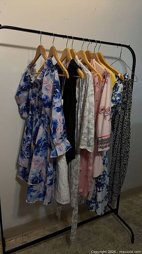 Women’s Summer and Sleepwear, American Eagle, Banana Republic, Forever 21 and more lot 263 (1 of 20)