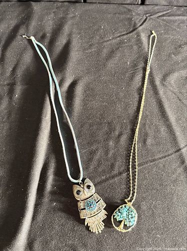 Costume jewelry (1 of 3)