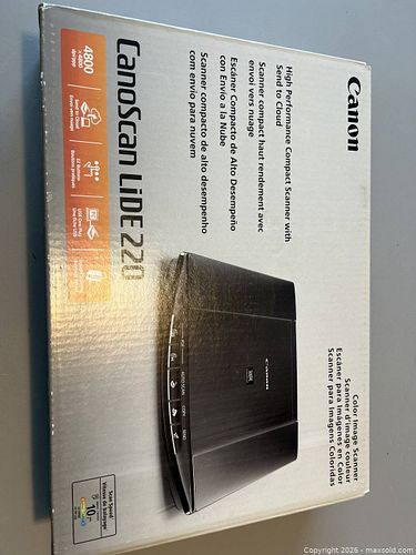 Canon Flatbed Colour Scanner (1 of 4)