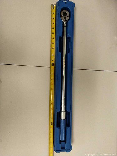 1/2 in Torque Wrench 10-60 ft·lb, 24 in, Chrome Plated (1 of 6)