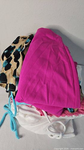Lot Of New Women's Clothing (1 of 8)