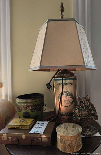 Vintage Table Lamp, Cast-Iron Floral Figurine & Assorted Tins B (1 of 15)