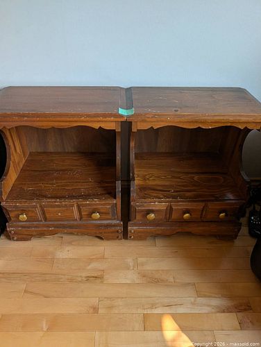 2x Vintage Solid Wood Nightstands  (1 of 3)