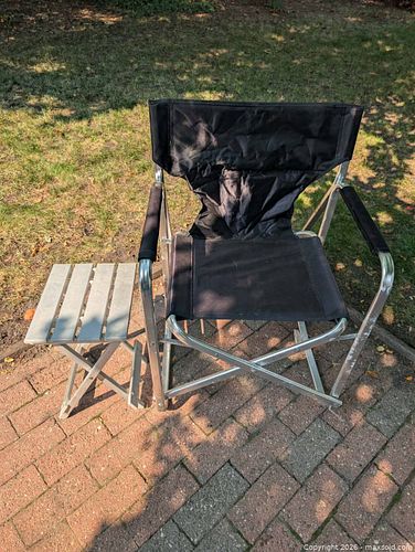 Folding Black Camping Chair and Side Table (1 of 3)