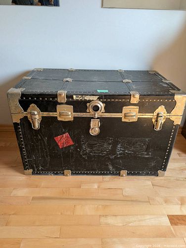 Vintage Black Steamer Trunk  (1 of 4)