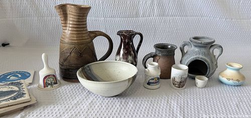 Mixed Lot of Ceramic, Stoneware & Porcelain Decorative Items (1 of 5)