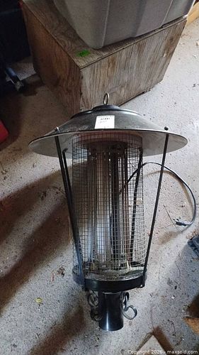 Electric Bug Zapper C (1 of 7)