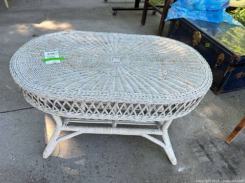 Wicker Rattan Cottage/Coastal Vintage Coffee Table C (1 of 5)