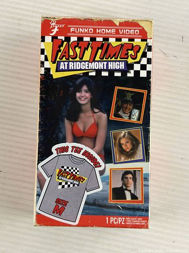 Funko Fast Times at Ridgemont High Limited Edition Target Exclusive 2018 with T-Shirt Med (1 of 5)