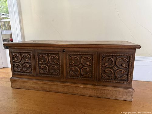 Lot #229 (1 of 4)