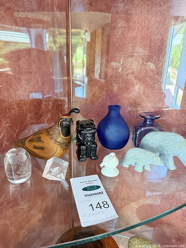 Mixed Decorative Figurines & Glass Vases Assortment (1 of 16)