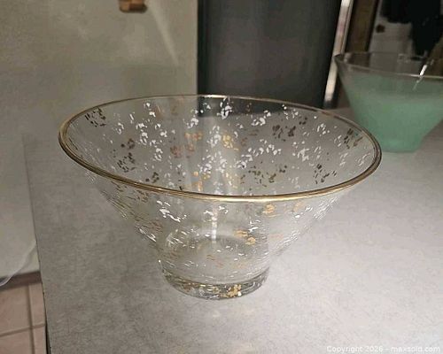 Vintage tapered speckled bowl (1 of 6)