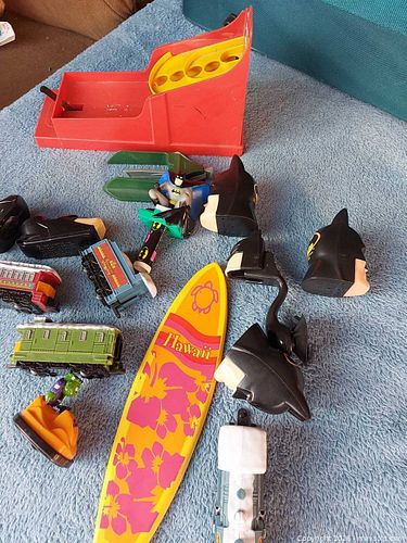 Small toys for children  (1 of 8)