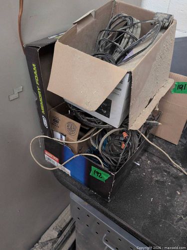 Assorted Cables and Adapters Lot (10–25 pcs) (1 of 5)