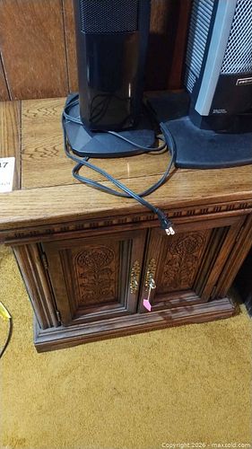 Oak Side Table Cabinet C (1 of 9)