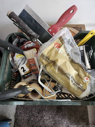 PAINT AND DRYWALL TOOLS (1 of 4)