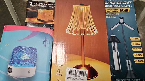Lighting Lot (1 of 7)