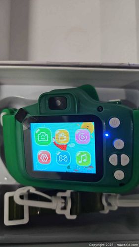 Mgado- Kids Digital Photo and 1080P video camera  (1 of 4)