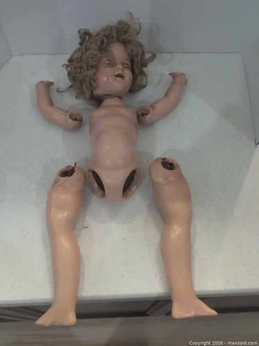Antique doll (1 of 9)