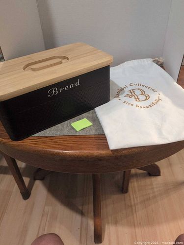 Bread box (1 of 6)