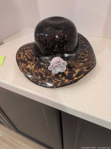 Glass hat (1 of 7)