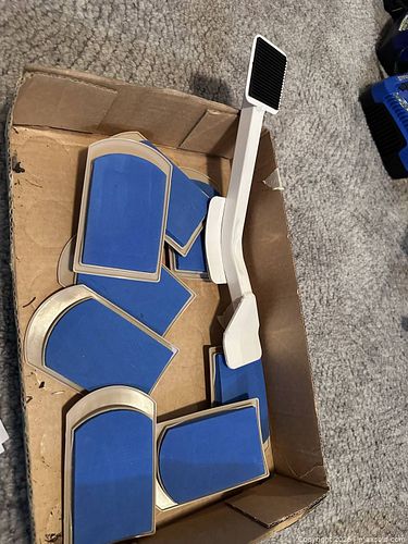 Felt Furniture Moving Sliders with Plastic Frames (6-10 pcs) (1 of 1)