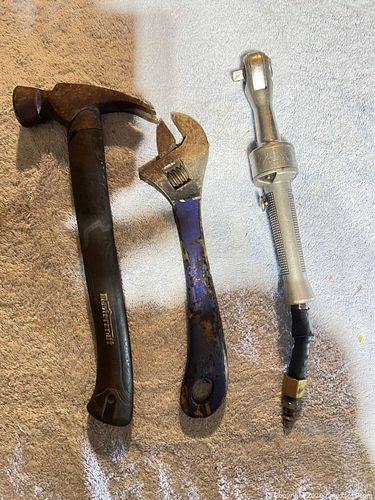 Mastercraft 3-Piece Tool Set: Hammer, Adjustable Wrench, Air Ratchet (1 of 3)