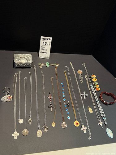 Religious Costume jewelry (1 of 13)