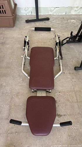 Easy shaper exercise equipment (1 of 2)