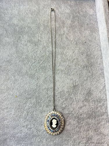 Lot #109 (1 of 5)