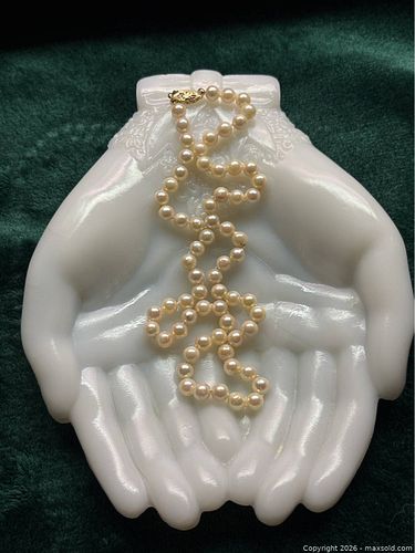 14k Gold Pearl Necklace (1 of 14)