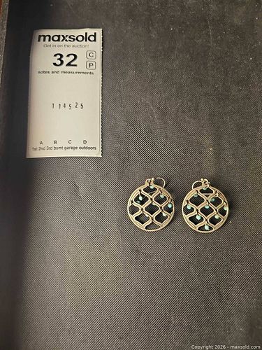 Lot #32 (1 of 3)