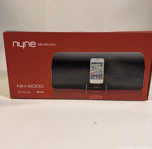 Barnd New Nyne NH-5000 Docking Speaker for Apple 30-pin with Bluetooth (1 of 6)