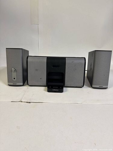 Bose inMotion Docking Speaker System (30-pin) (1 of 5)