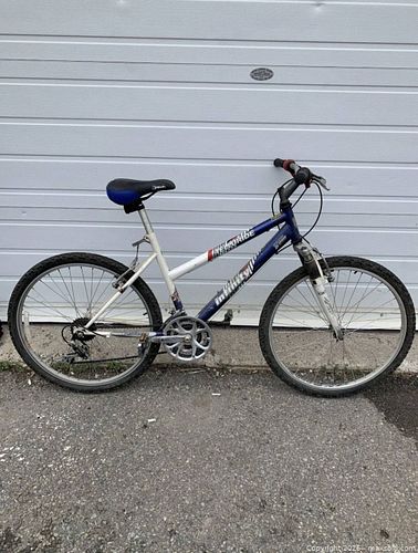 Infinity Telluride 26" Mountain Bike (1 of 6)