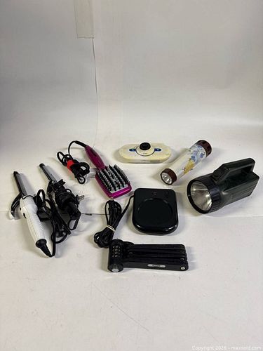 Mixed Electronics & Beauty Lot: Curling Irons, Brushes, Flashlights (1 of 4)