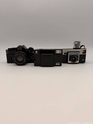 Mixed Ricoh, Minolta & Kodak Cameras with Accessories (1 of 10)