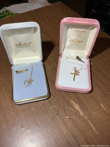 10K And 14K Jewelry A (1 of 11)
