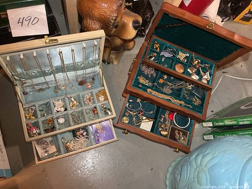 Costume Jewelry A (1 of 20)