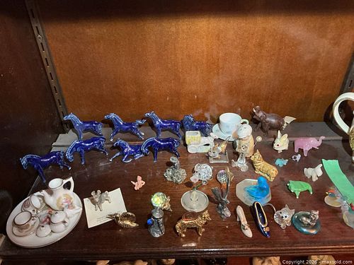 Miniature Collectibles B (1 of 10)