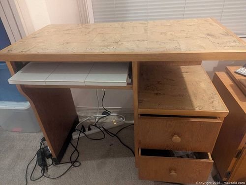 Computer desk and chair (1 of 8)