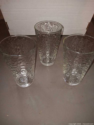 Set of 3 Clear Hammered Glass Highball Tumblers (1 of 3)
