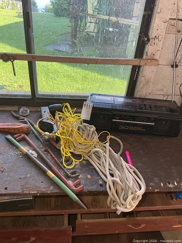 Radio, Wedge, Rope And More B (1 of 11)