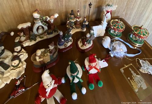 Assorted Christmas Ornaments & Mini Carousel Music Boxes (1 of 7)