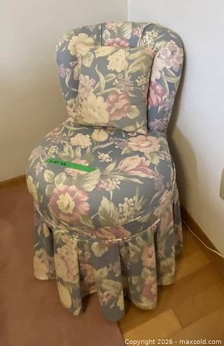 Floral Upholstered Accent Chair with 4 Vintage Decorative Pillows (1 of 6)