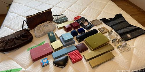 Large Assortment of Vintage Jewelry Boxes, Cases & Accessories (1 of 8)