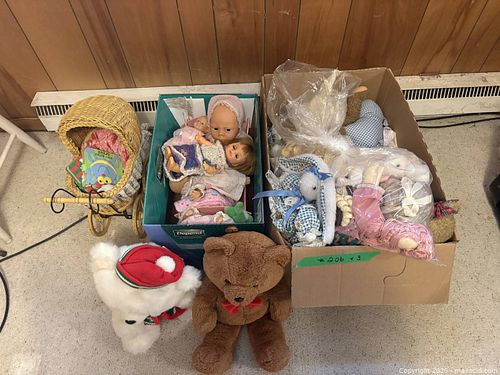 Vintage Mixed Dolls, Plush Animals, Wicker Pram & Wooden Cradle (1 of 4)