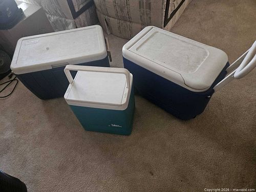 COOLERS (1 of 5)