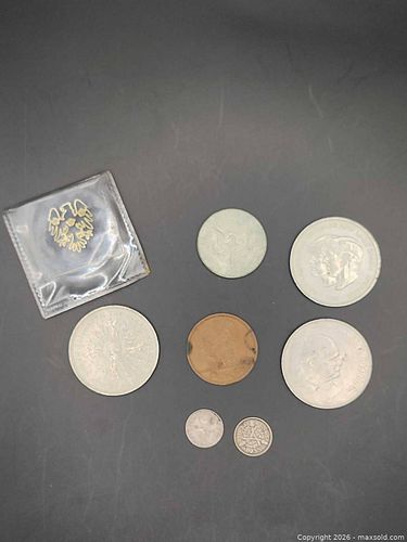 Commemorative and Vintage Coins. A (1 of 10)