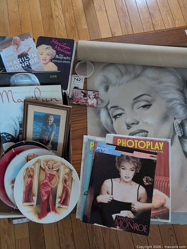 Marilyn Monroe Collectibles B  (1 of 20)